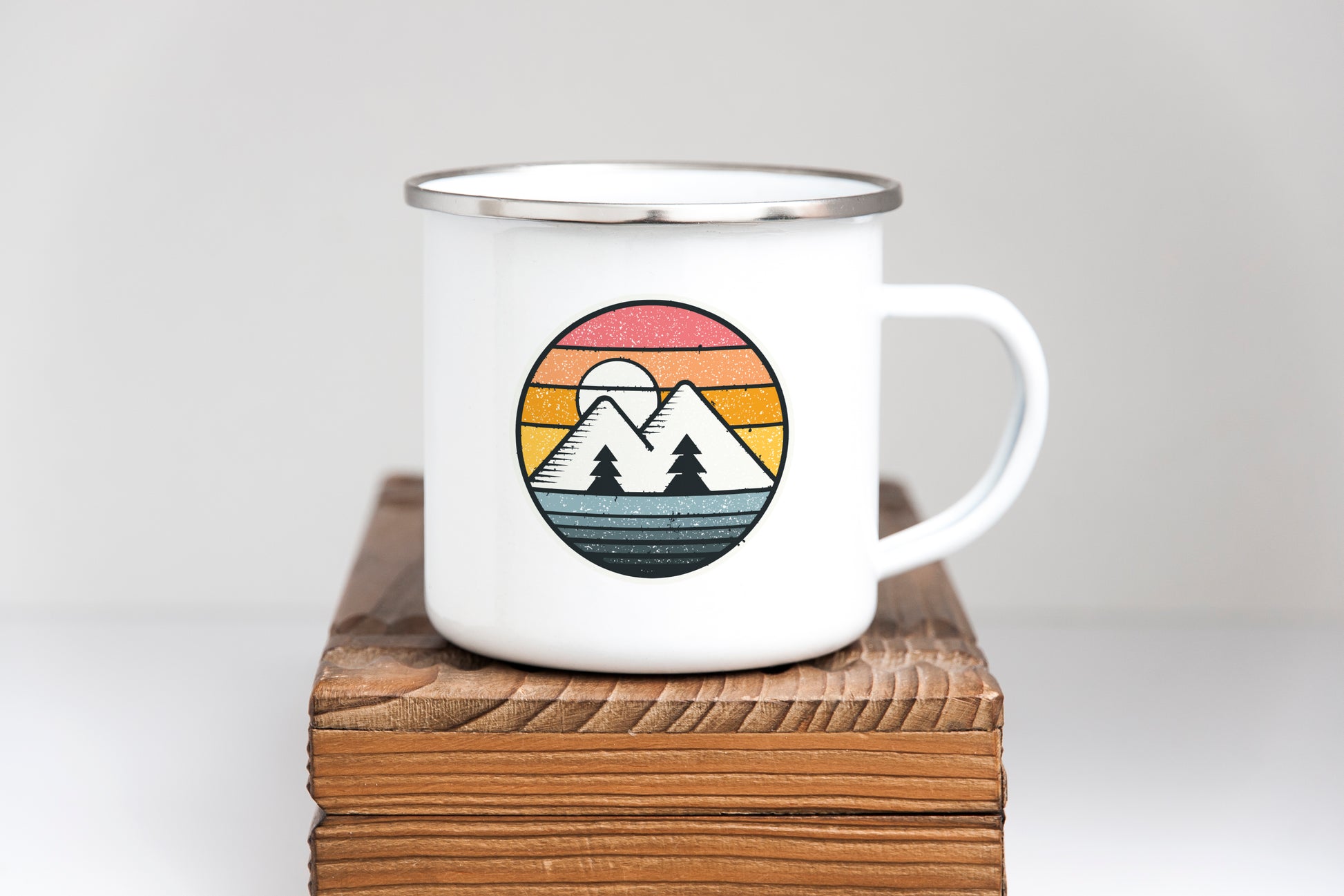 Mountains - Enamel Mug - Sovende Bjorn